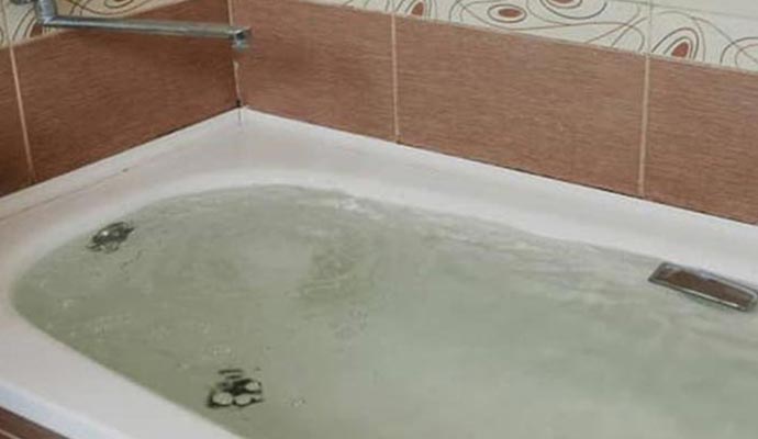 bathtub water overflow