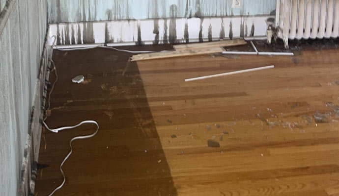 Floor Water Damage Need Restoration