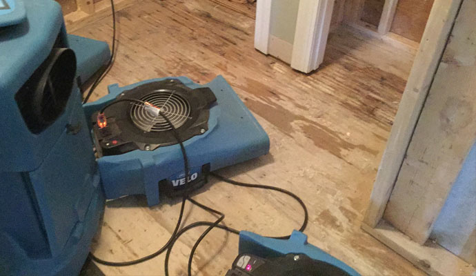 floor water damage restoration equipment
