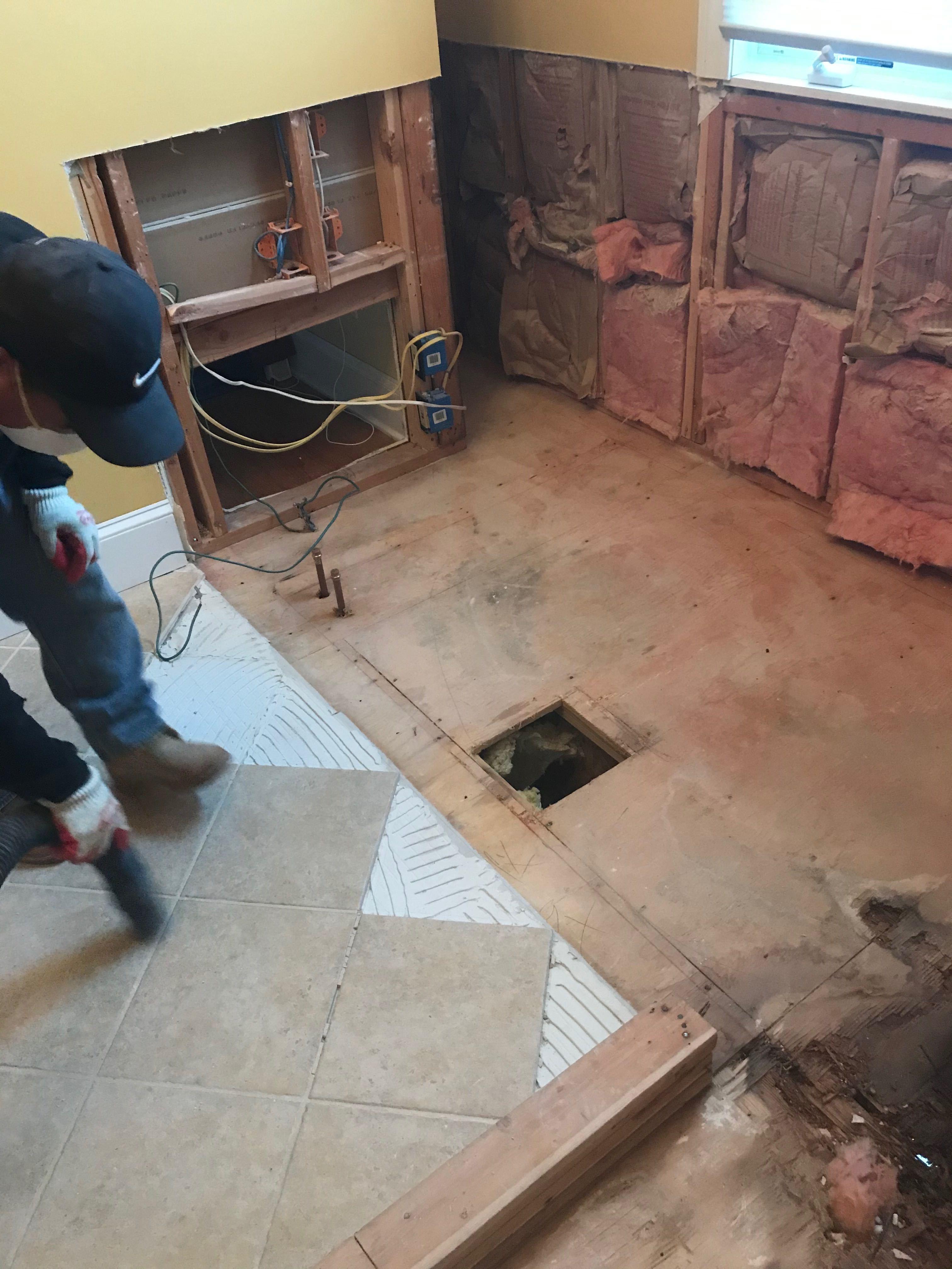 Leaking Tub in Mountain Lakes, NJ